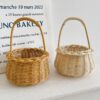Runder handgefertigter Blumenkorb