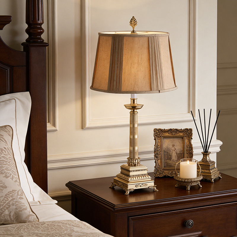 Vintage Distressed Brass Table Lamp With Pleated Red Fabric Shade - Image 4