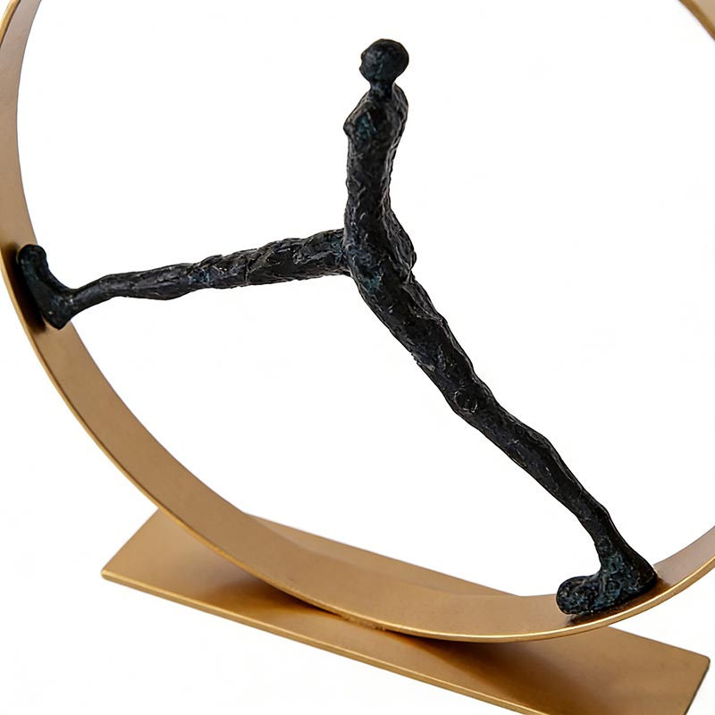 Dynamic Runner Iron & Aluminum Desktop Ornament Set - Image 2