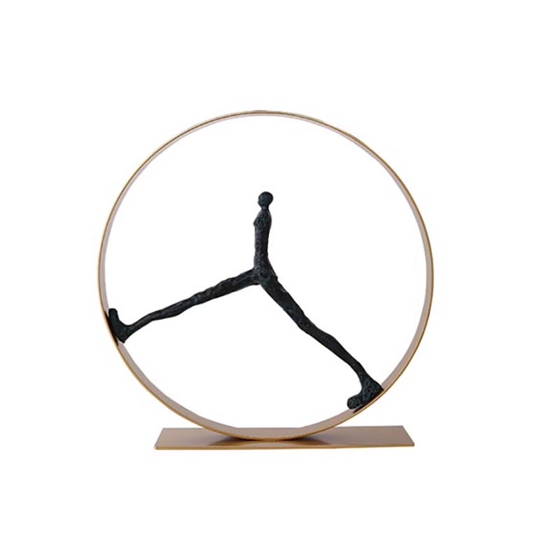 Dynamic Runner Iron & Aluminum Desktop Ornament Set - Image 5