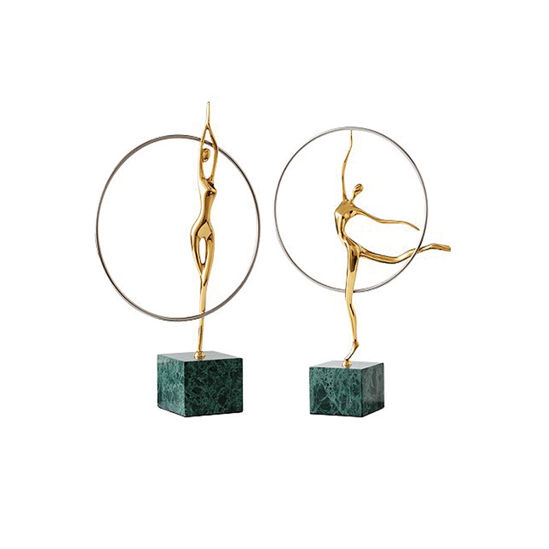Sculptures & Figurines